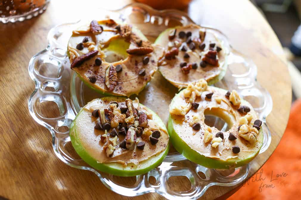 Quick & Easy Apple Slice Snack: A healthy after school snack