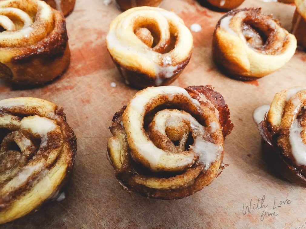 mini cinnamon buns