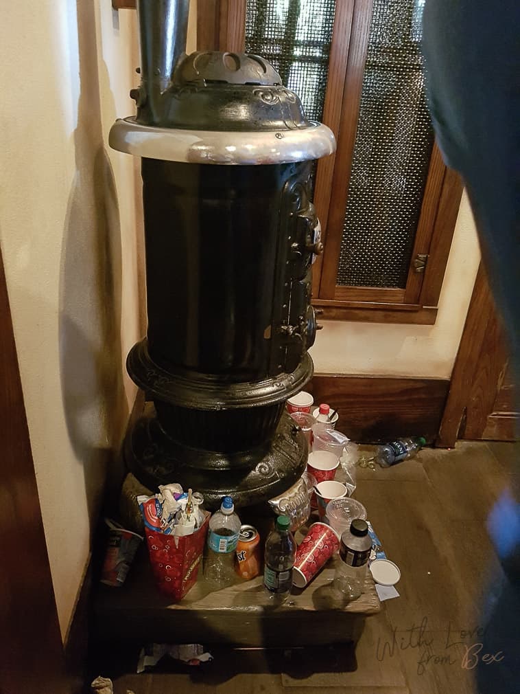 Litter at Walt Disney World